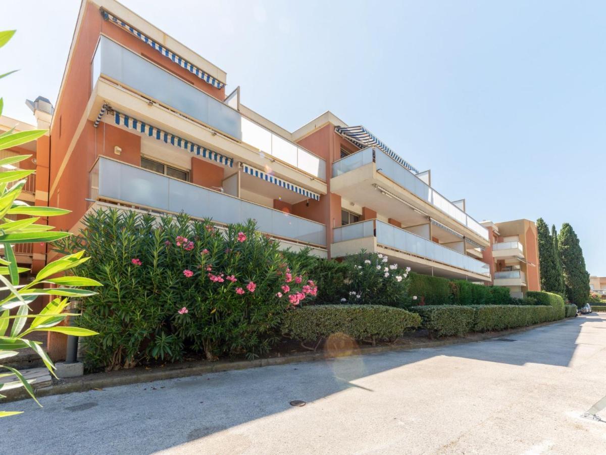 Apartment La Croix Du Sud-3 By Interhome Cavalaire-sur-Mer Bagian luar foto